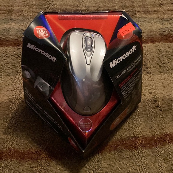 Microsoft Wireless Mobile Mouse 6000( MHC-00001) in Brand New Retail Box